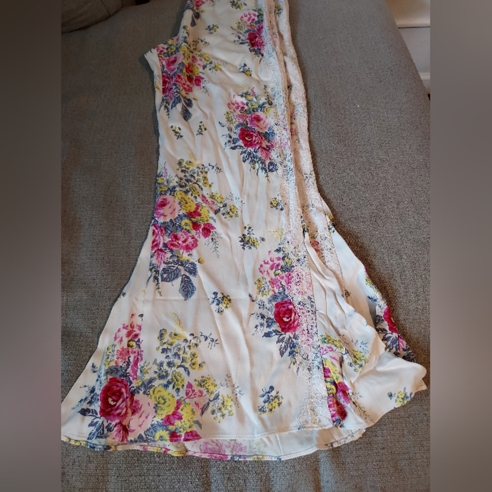 Anthropologie Pink and Cream Floral Lace Wide-Leg High Waist Satin Pants Sz-12 - Picture 10 of 13